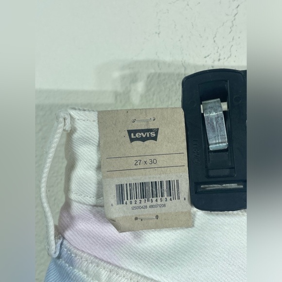 Levi's® 501® Original Women's Jeans, Size 27 x 30 - Picture 7 of 14